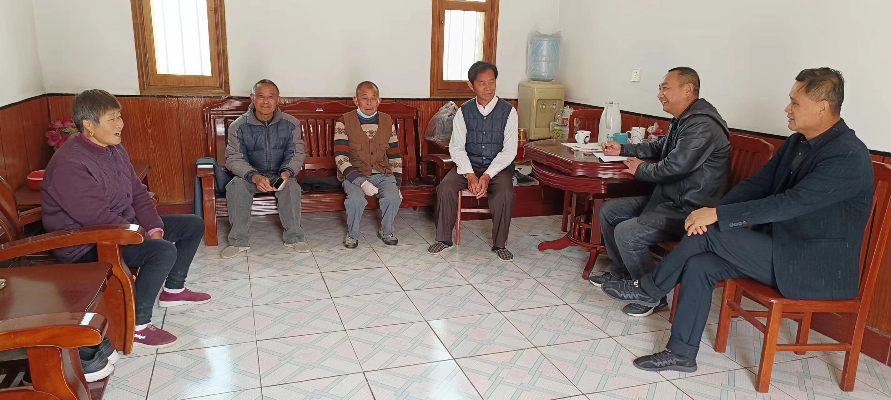 健康居委会：交出主题教育居民满意答卷